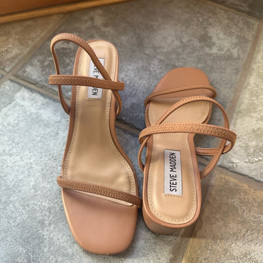 Steve Madden Nude Sandals - Picture 2 of 5